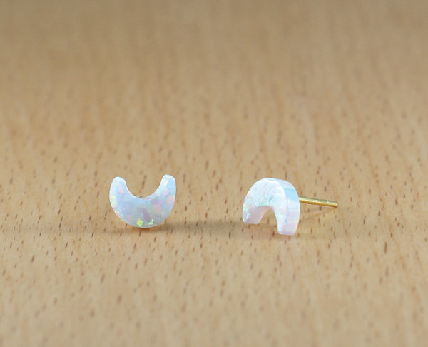 White Synthetic Opal Crescent Moon Stud Earrings - YUNYBOX